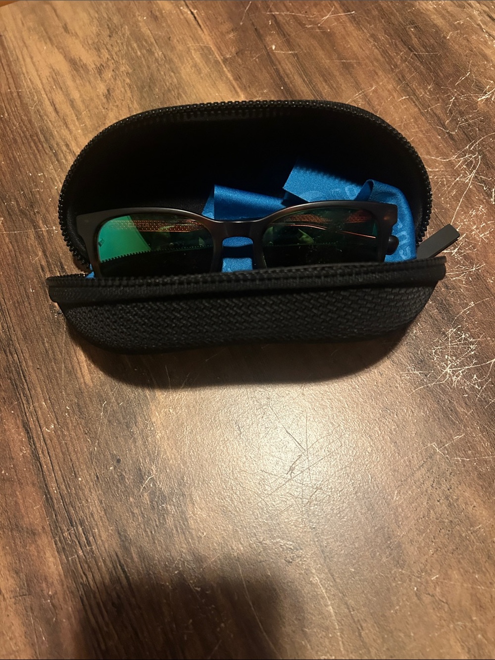 Costa Sullivan - Tortoise Frame Sunglasses with Green Mirrored Lens